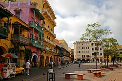Proyectos de paneles solares en Cartagena para hoteles, residencias y comercios con integración arquitectónica