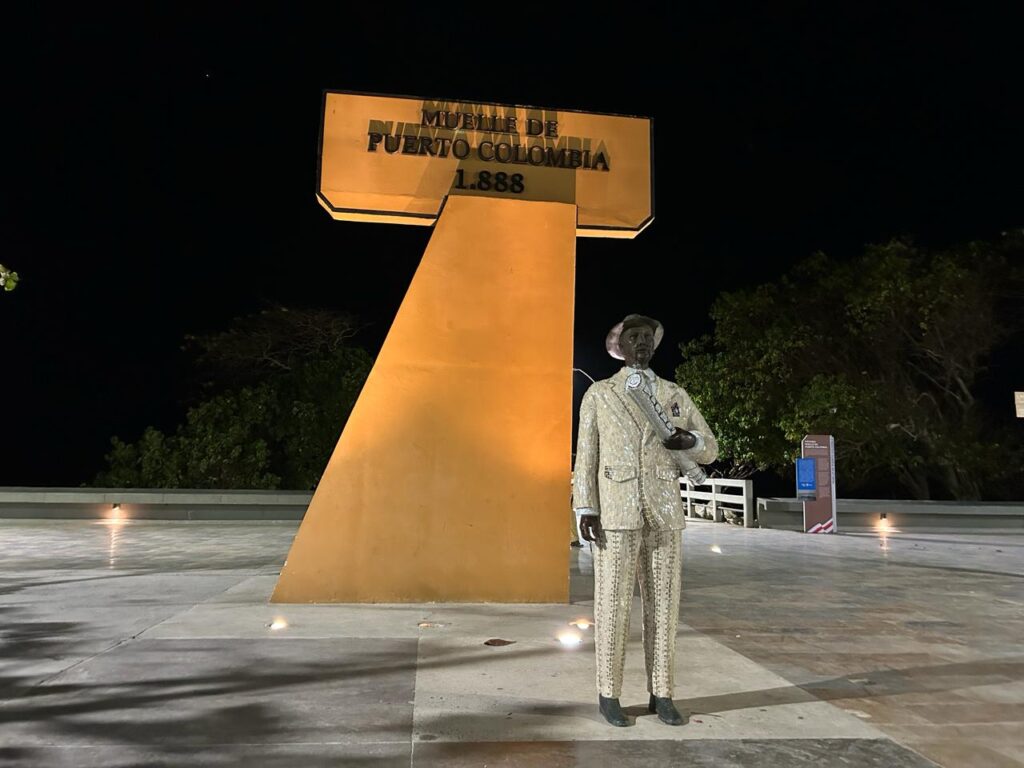 Instalación de paneles solares en Puerto Colombia con ahorro económico y energía limpia para residentes